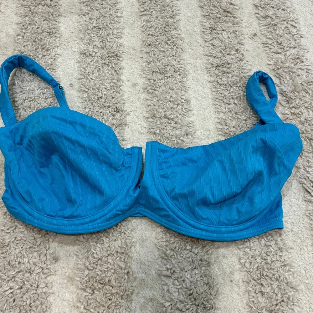 Monday Swimwear Blue Bikini top